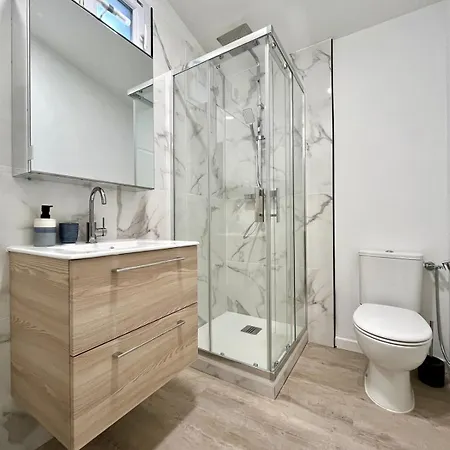 Maison De Renovee A 15 Min De Lyon Holiday home Pierre-Benite