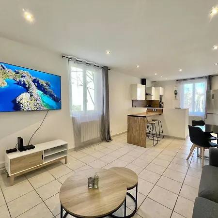 Maison De Renovee A 15 Min De Lyon * Pierre-Bénite