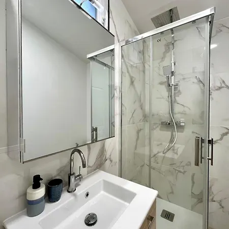 Maison De Renovee A 15 Min De Lyon Holiday home *